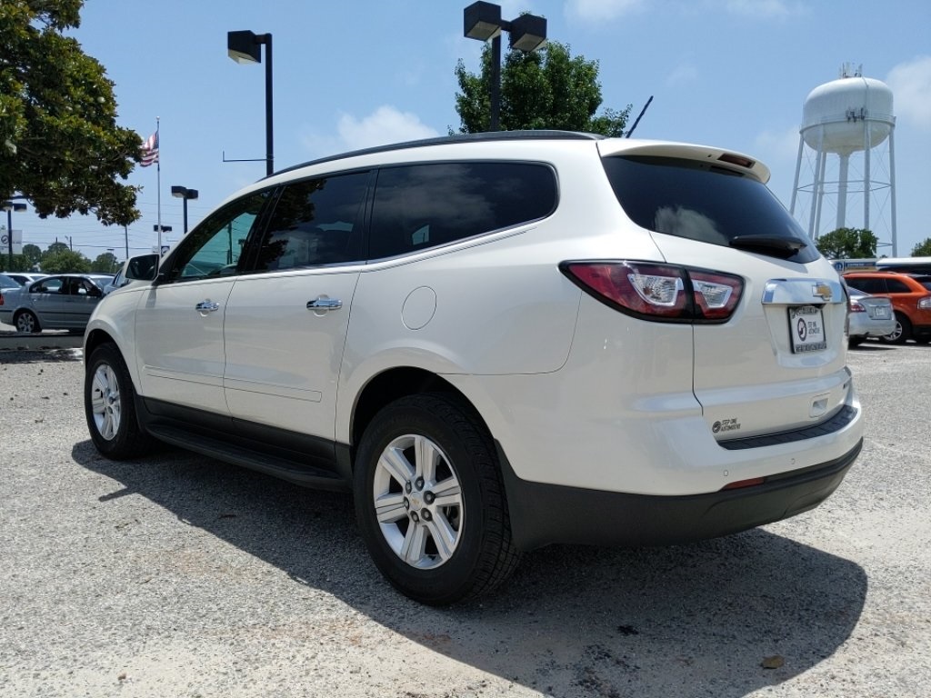 Pre-Owned 2014 Chevrolet Traverse LT 4D Sport Utility in Fort Walton ...